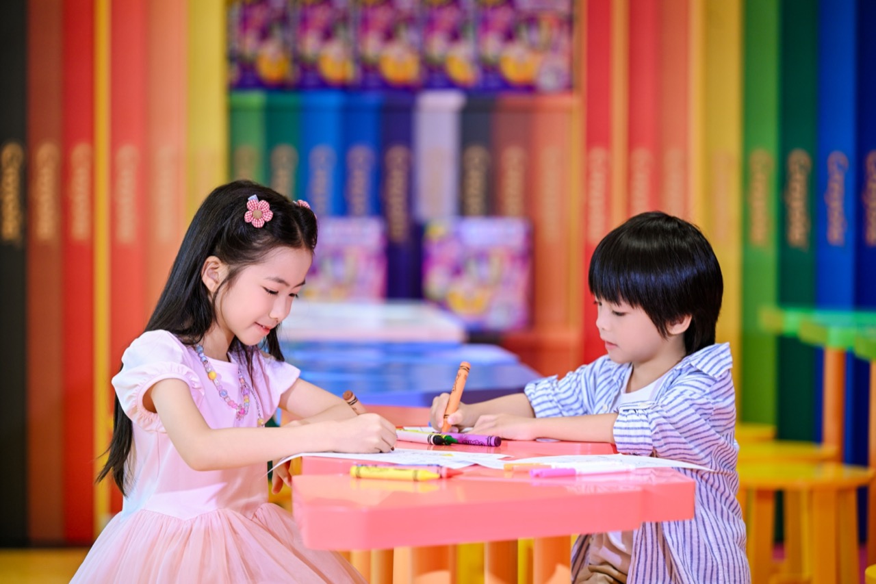 Crayola Creativity Store art workshop
